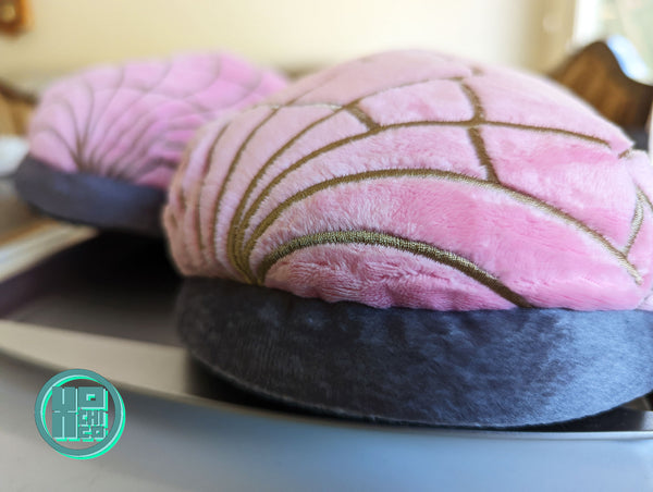 Strawberry Pantufla Conchas, close-up shot