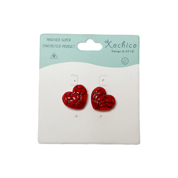 Red concha heart shaped stud earring